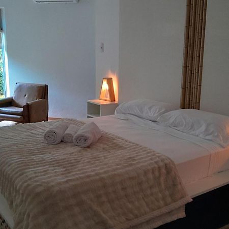 Noah Housing Hostel Santo Tome  Bagian luar foto